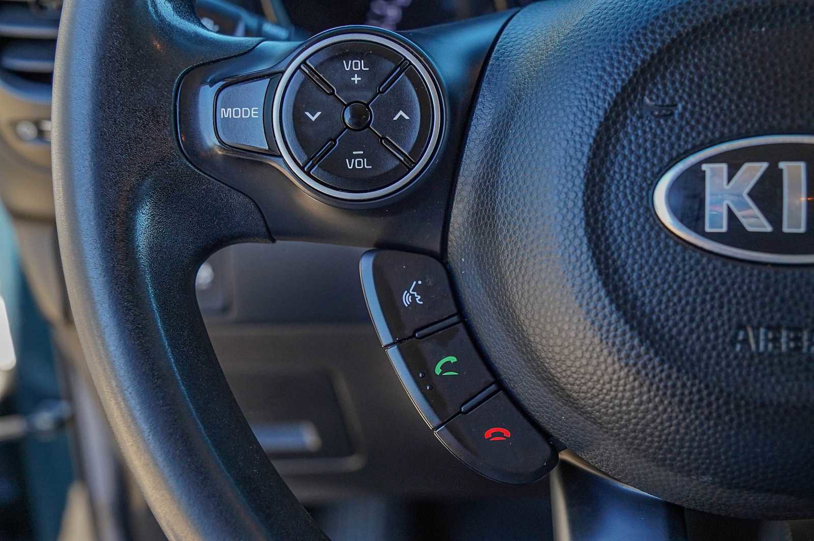 Used 2018 Kia Soul + image 13