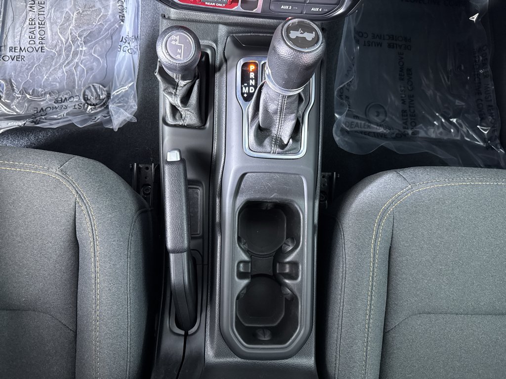 Used 2024 Jeep Wrangler Sport AWD/4WD image 23