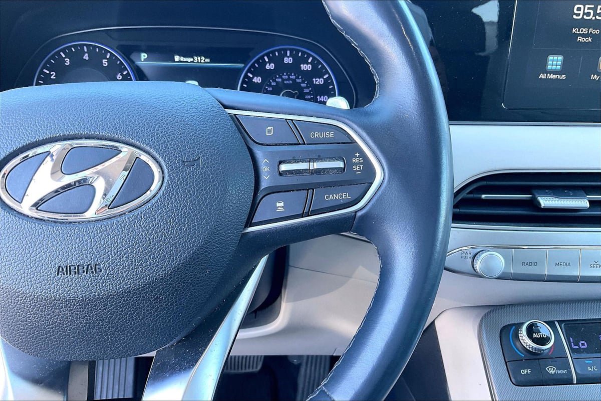 Used 2020 Hyundai Palisade SEL w/ Premium Package FWD image 19