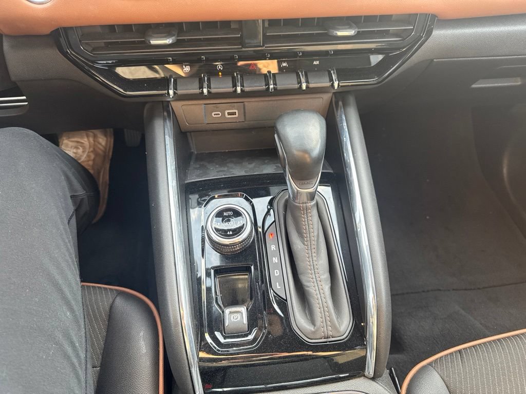 Certified 2024 GMC Canyon AT4 AWD/4WD image 16