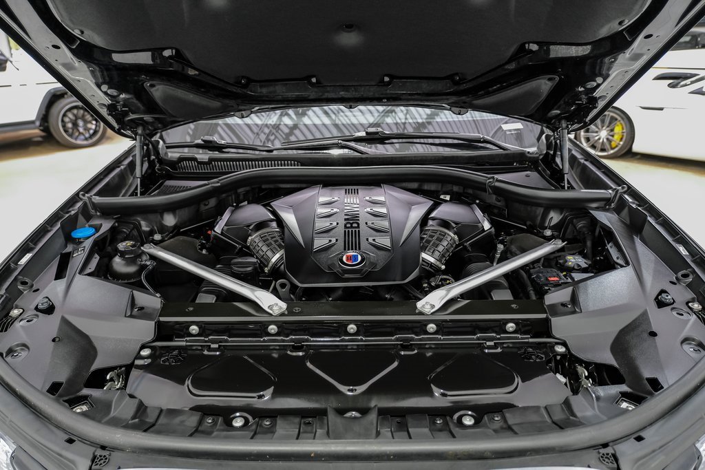 Used 2024 BMW ALPINA XB7 image 67