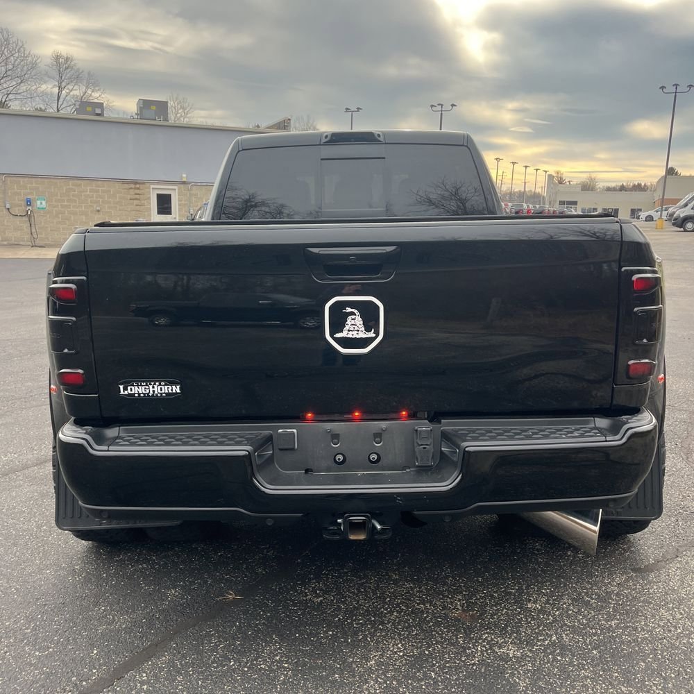 Used 2024 RAM 3500 Limited w/ Safety Group image 6