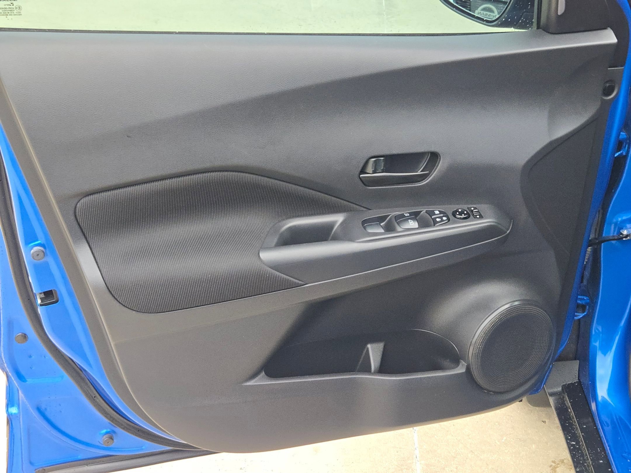 Certified 2022 Nissan Kicks S FWD image 11