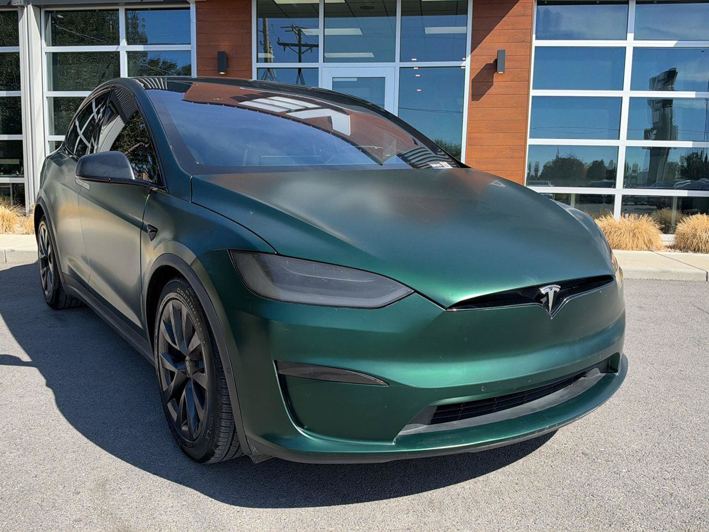 Used 2022 Tesla Model X AWD/4WD image 2