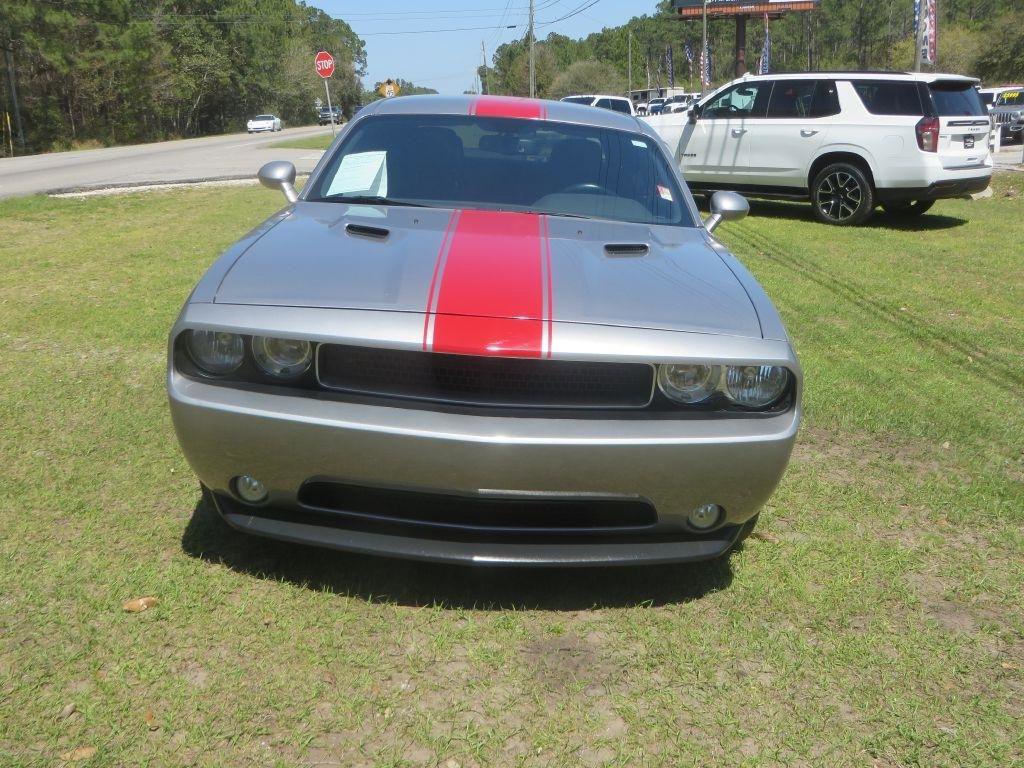 Used 2013 Dodge Challenger SXT image 3