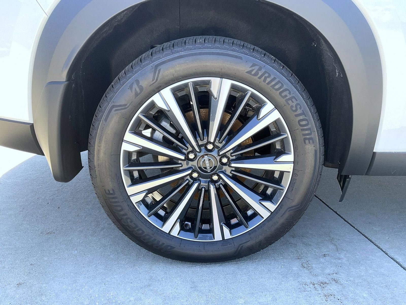 New 2026 Nissan Pathfinder Platinum AWD/4WD image 24