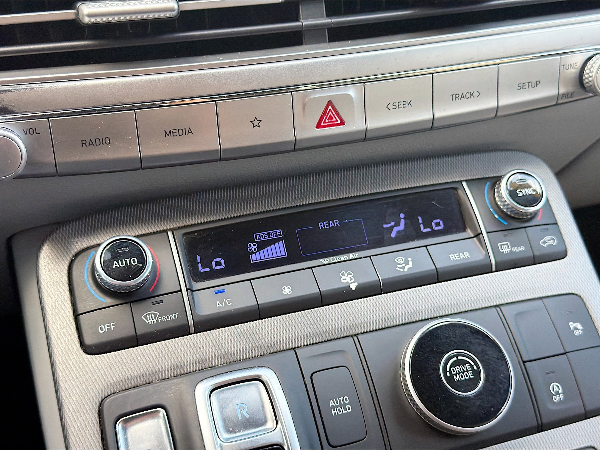 Used 2021 Hyundai Palisade SEL w/ Cargo Package image 32