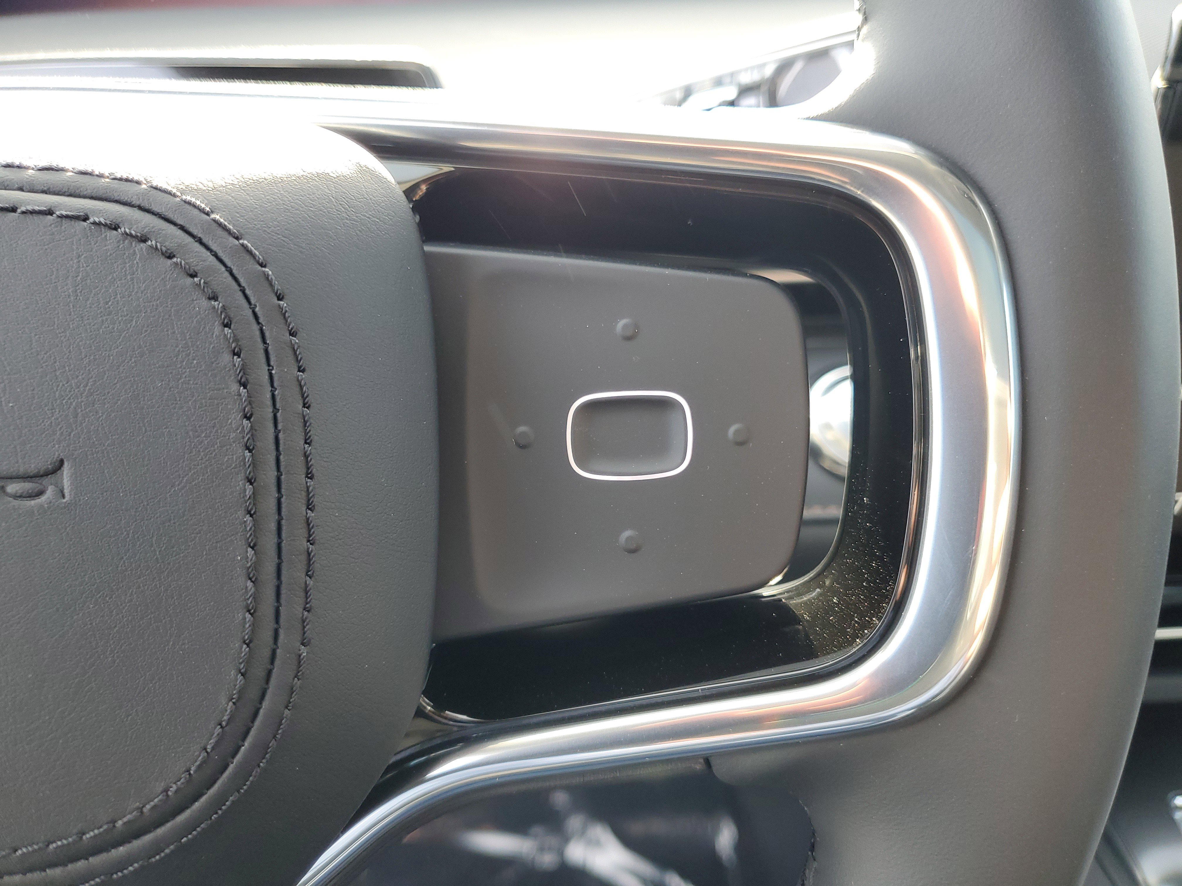 New 2026 Lincoln Nautilus Premier w/ Equipment Group 102A image 18