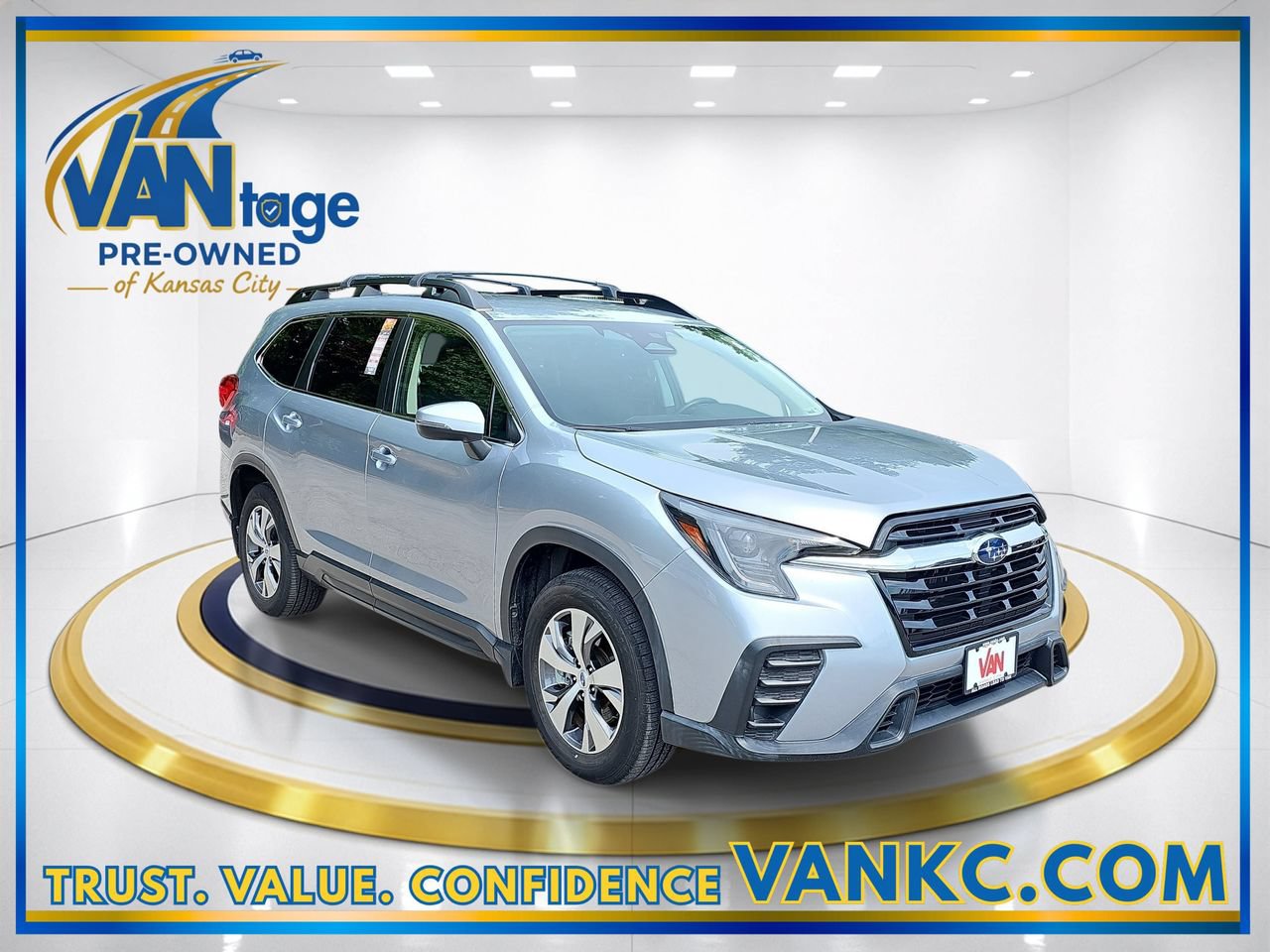Used 2023 Subaru Ascent Premium w/ Convenience Package AWD/4WD image 3