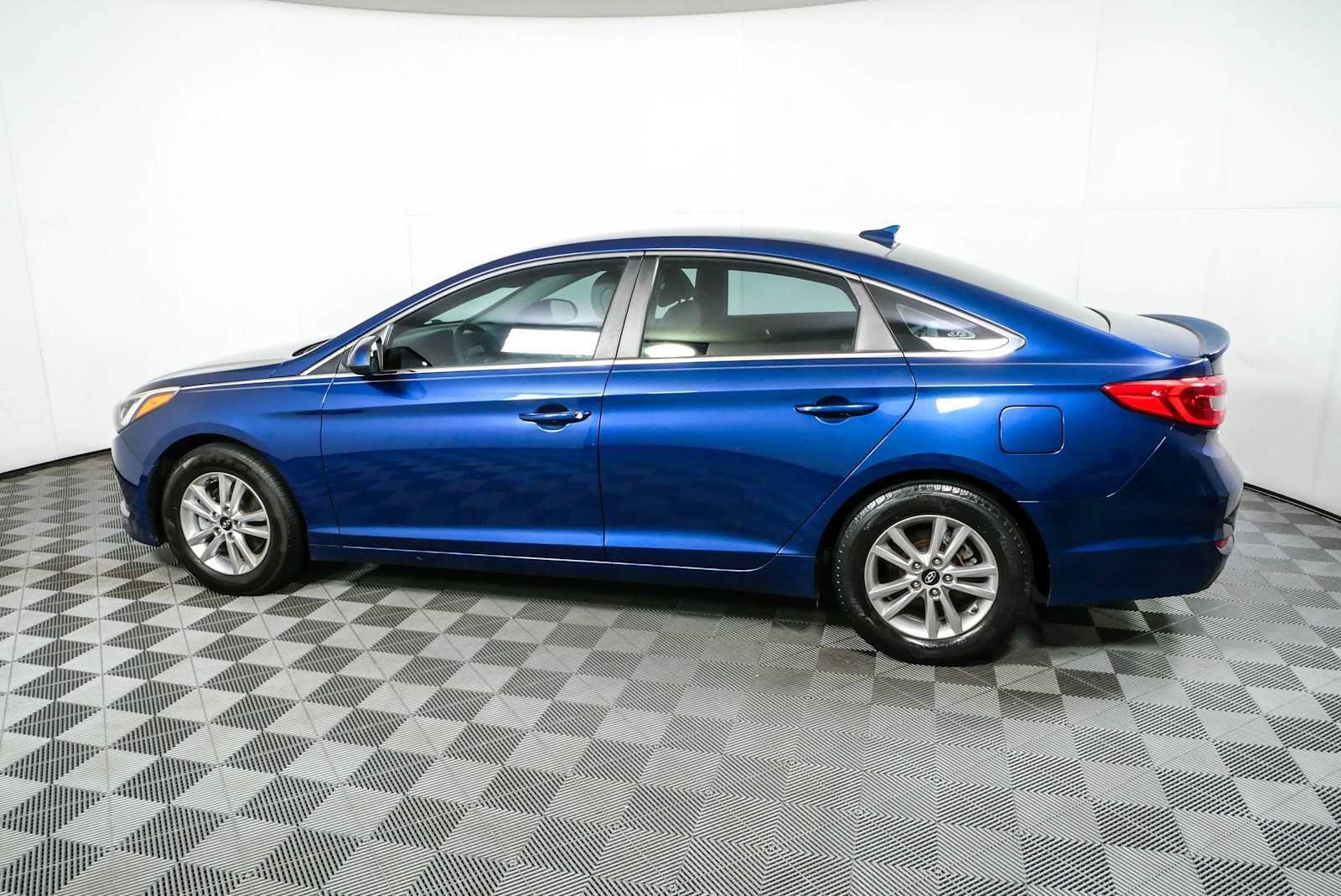 Used 2017 Hyundai Sonata SE FWD image 27