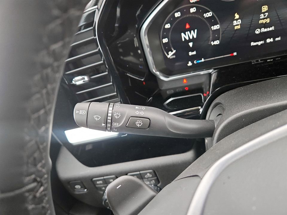 New 2026 GMC Sierra 1500 SLT w/ SLT Convenience Package image 18