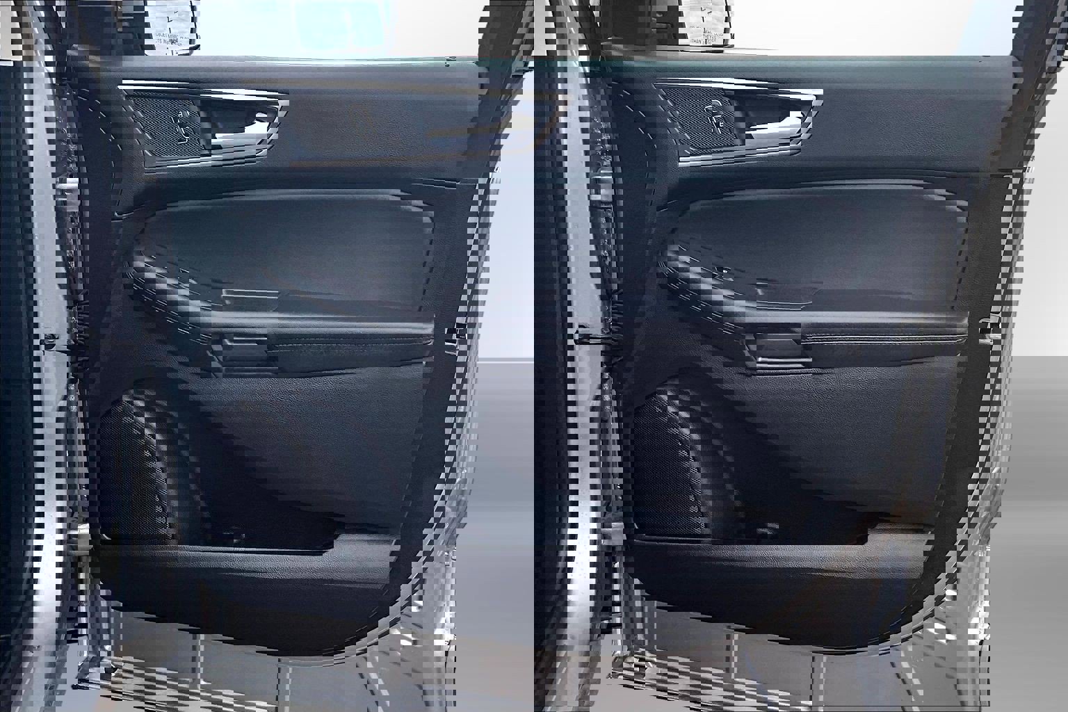 Used 2024 Ford Edge SEL w/ Convenience Package image 26