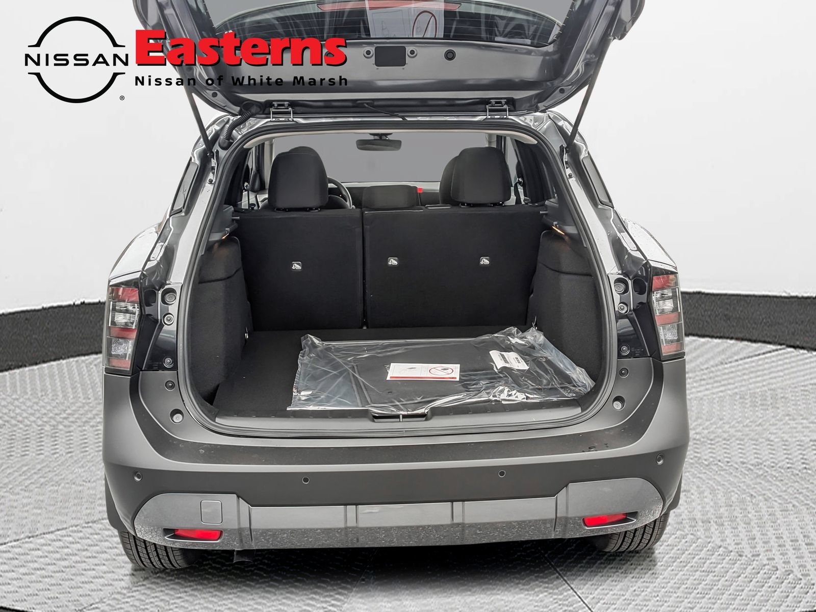 New 2026 Nissan Kicks SV w/ Interior Electronics Package AWD/4WD image 11