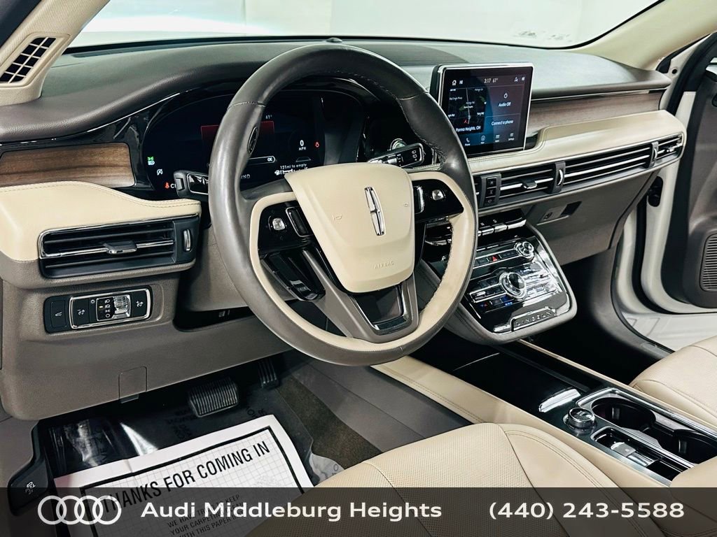 Used 2022 Lincoln Corsair Reserve w/ Equipment Group 201A AWD/4WD image 11