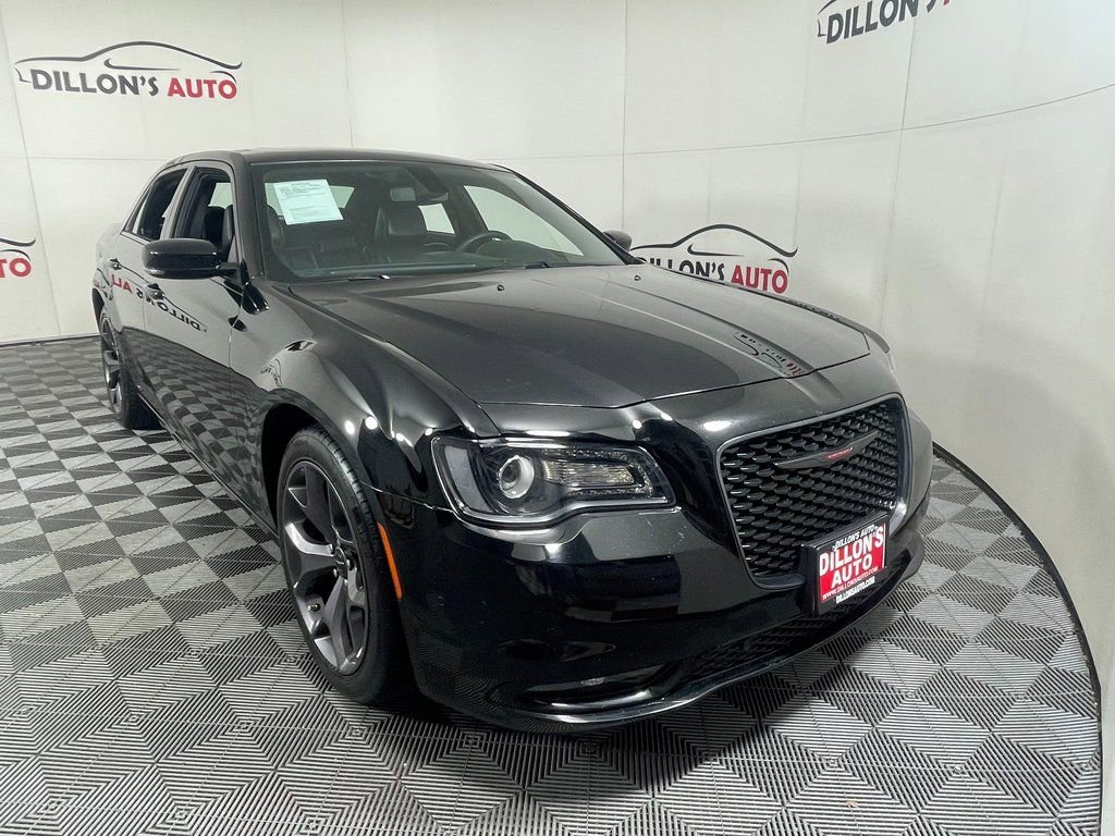 Used 2023 Chrysler 300 S image 10