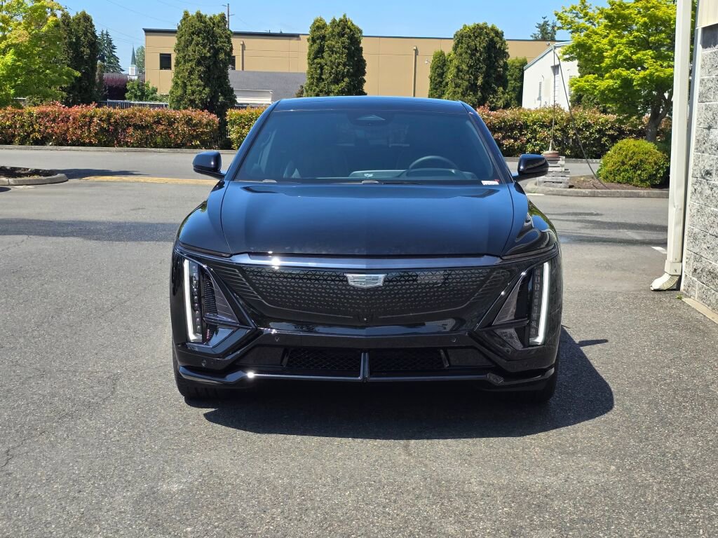 New 2026 Cadillac Lyriq V image 11