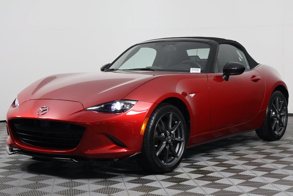 Used 2016 MAZDA MX-5 Miata Club RWD image 1