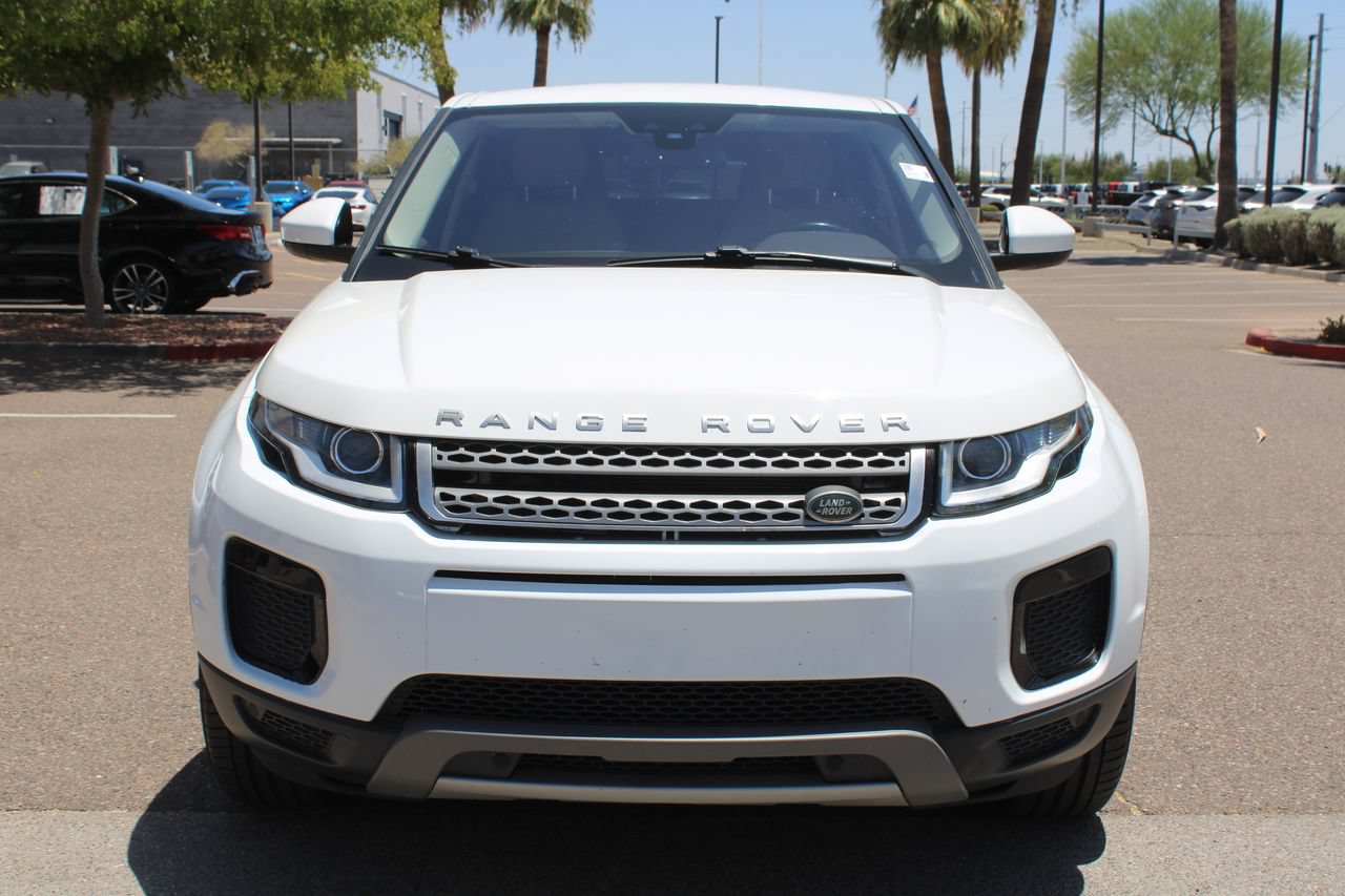 Used 2019 Land Rover Range Rover Evoque SE AWD/4WD image 9
