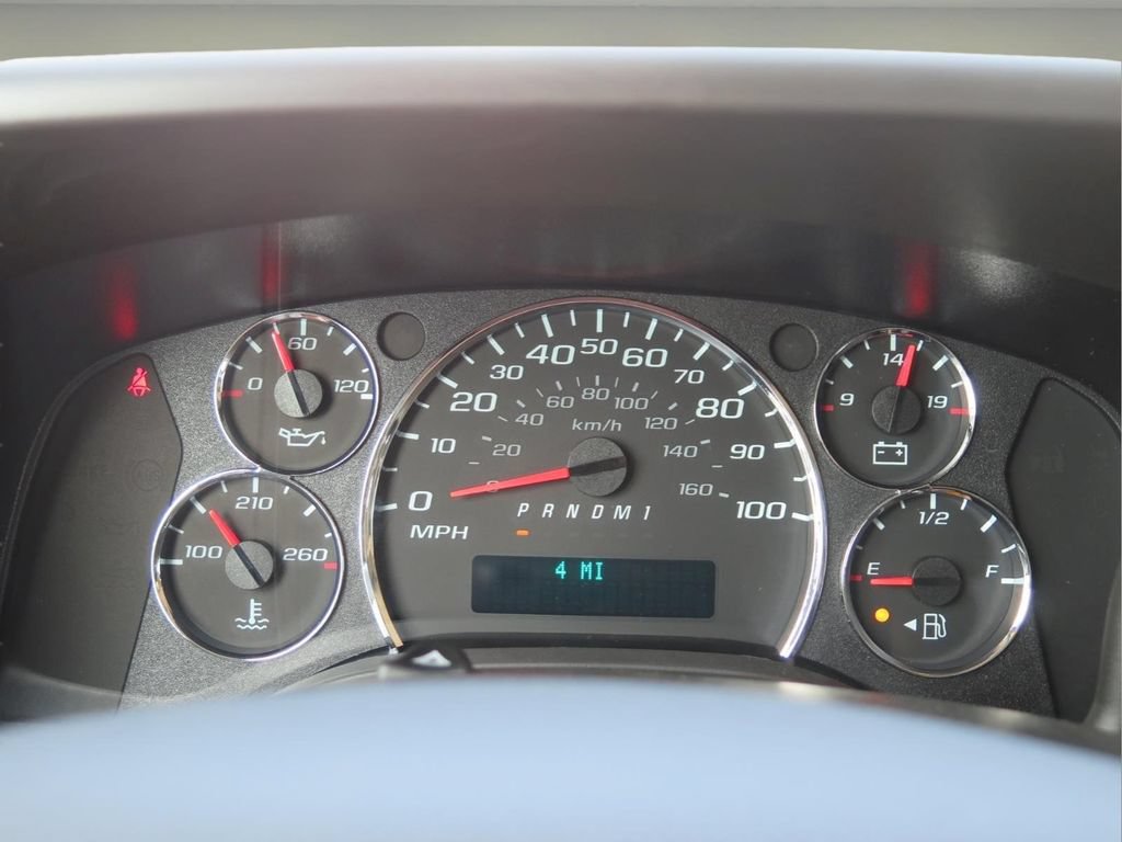 New 2026 Chevrolet Express 2500 Extended w/ Driver Convenience Package RWD image 11