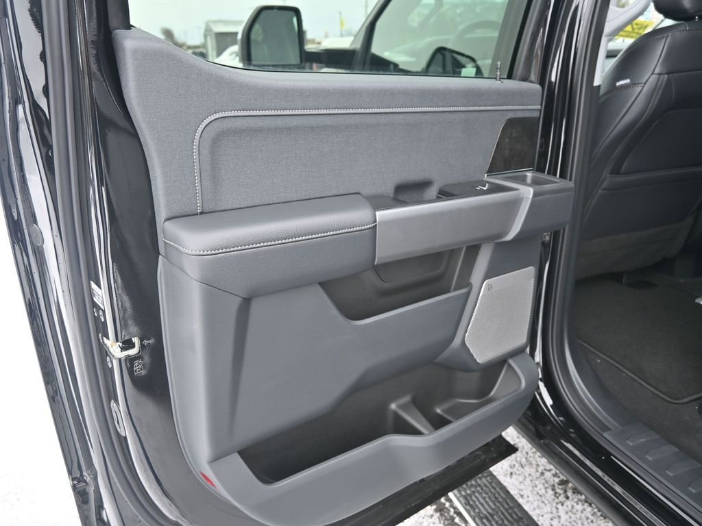 New 2025 Ford F350 Lariat w/ Lariat Ultimate Package image 20