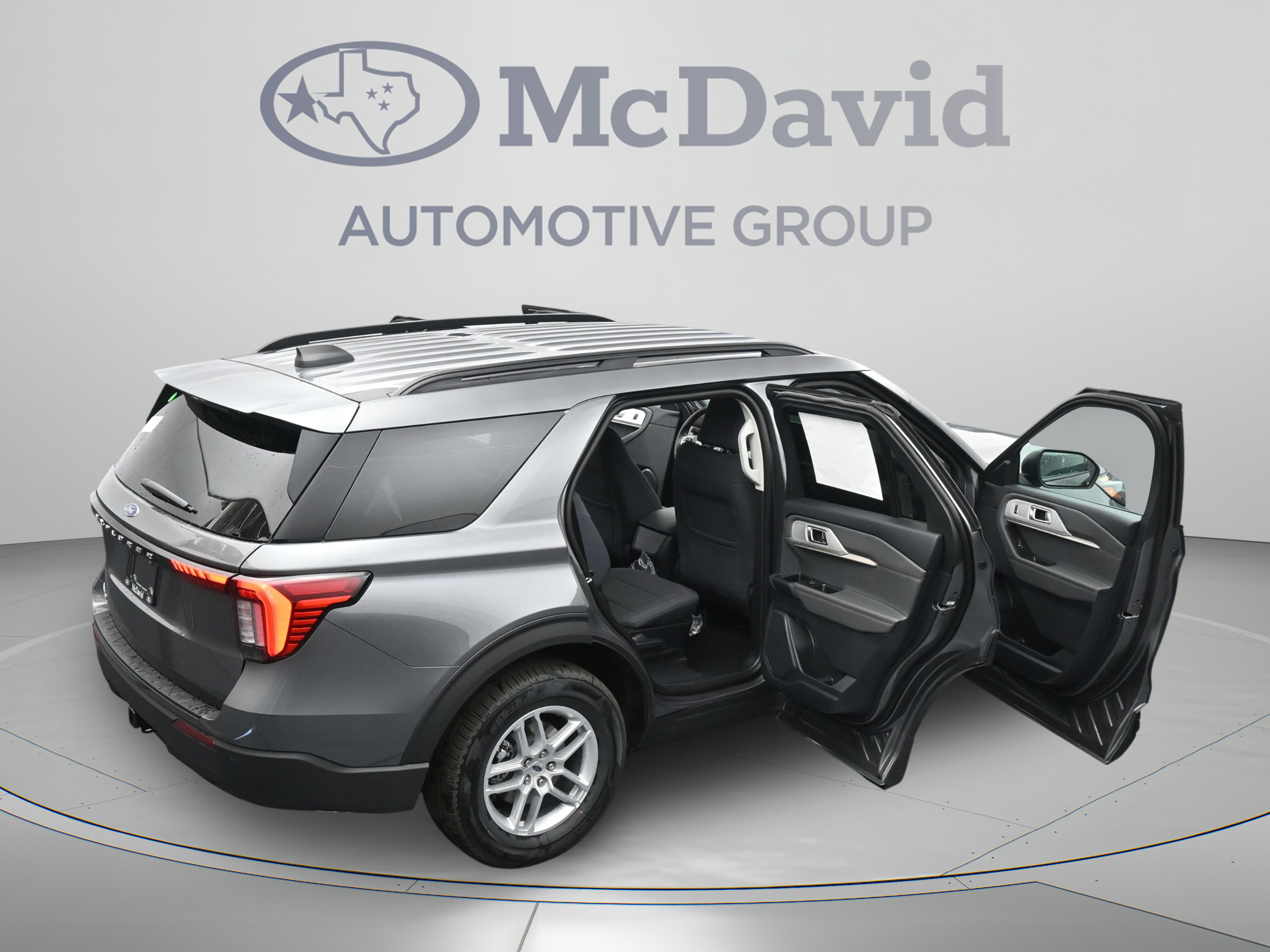 New 2026 Ford Explorer Active RWD image 31