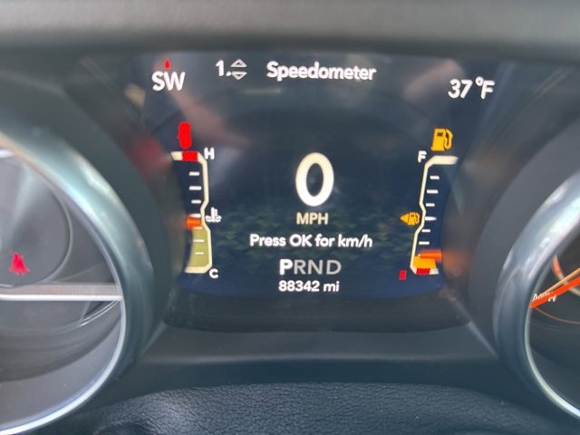 Used 2018 Jeep Wrangler Unlimited Sahara image 25