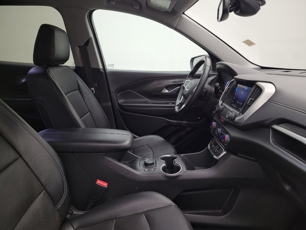 Used 2024 GMC Terrain SLT image 21