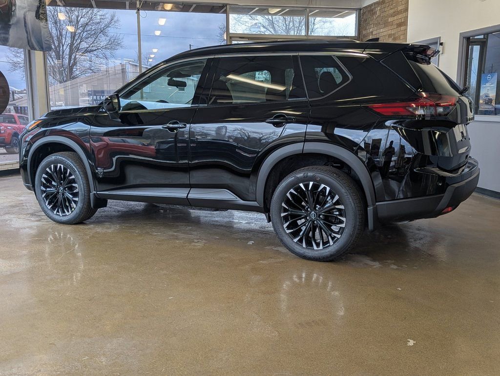 New 2026 Nissan Rogue Dark Armor image 2