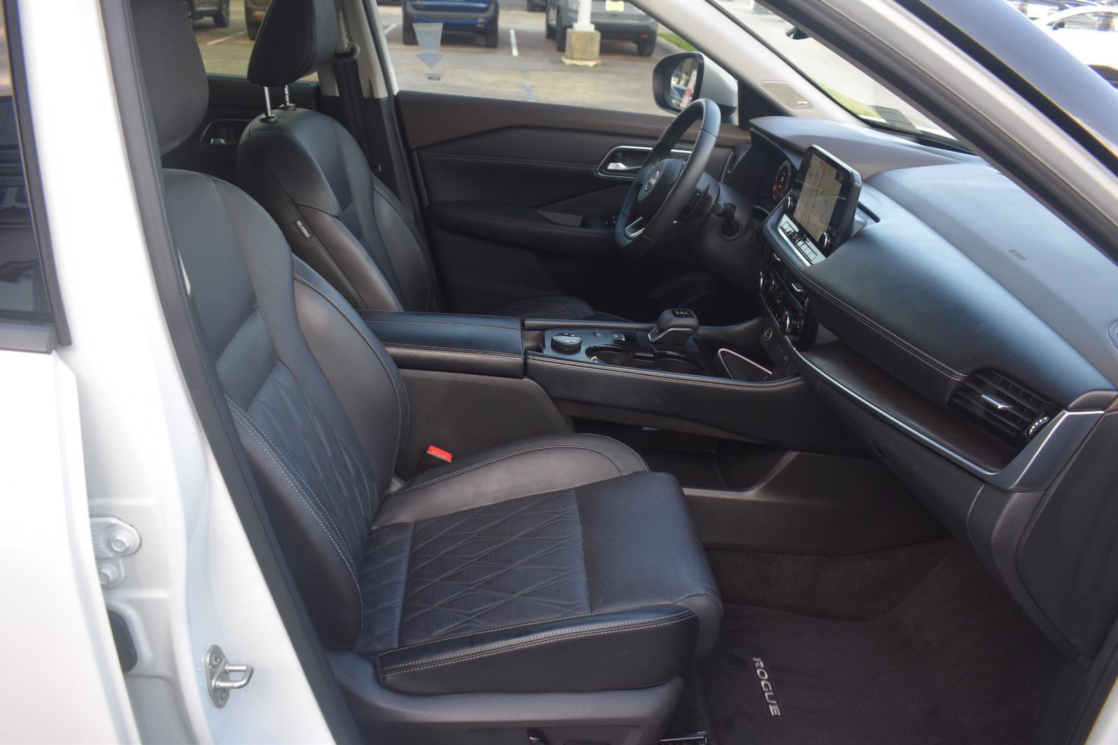 Used 2023 Nissan Rogue Platinum w/ Platinum Premium Package AWD/4WD image 71