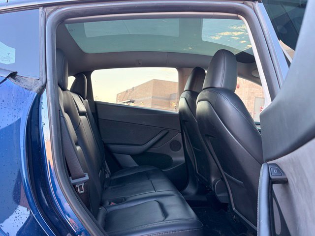 Used 2024 Tesla Model Y Long Range AWD/4WD image 13