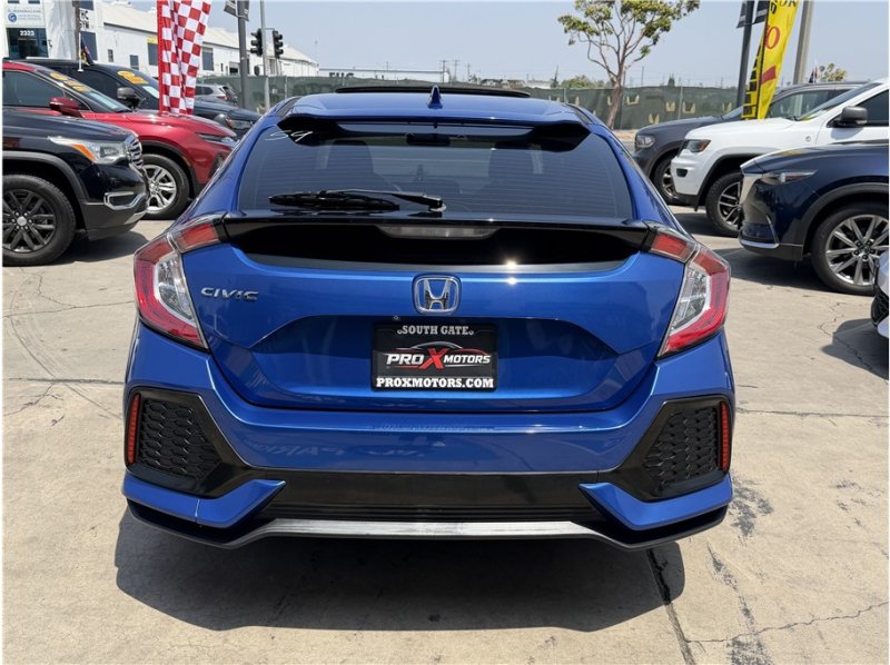 Used 2018 Honda Civic EX image 5