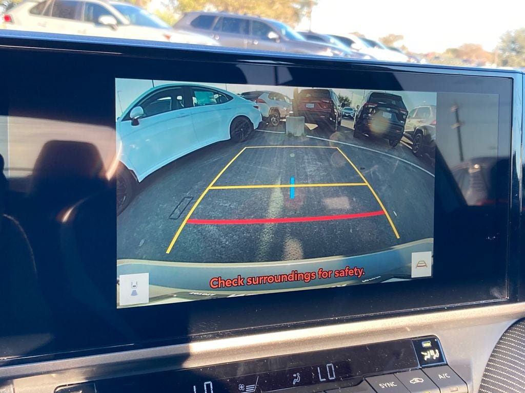 New 2026 Toyota Camry SE w/ Multimedia Upgrade Package FWD image 23