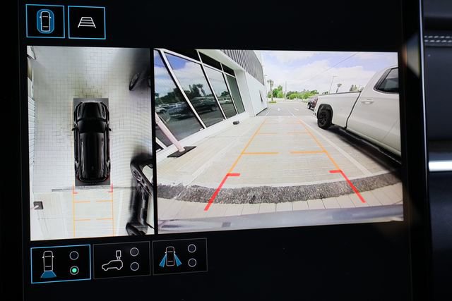 Used 2026 GMC Terrain Denali AWD/4WD image 27