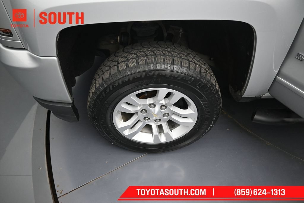 Used 2017 Chevrolet Silverado 1500 LT w/ All Star Edition AWD/4WD image 33