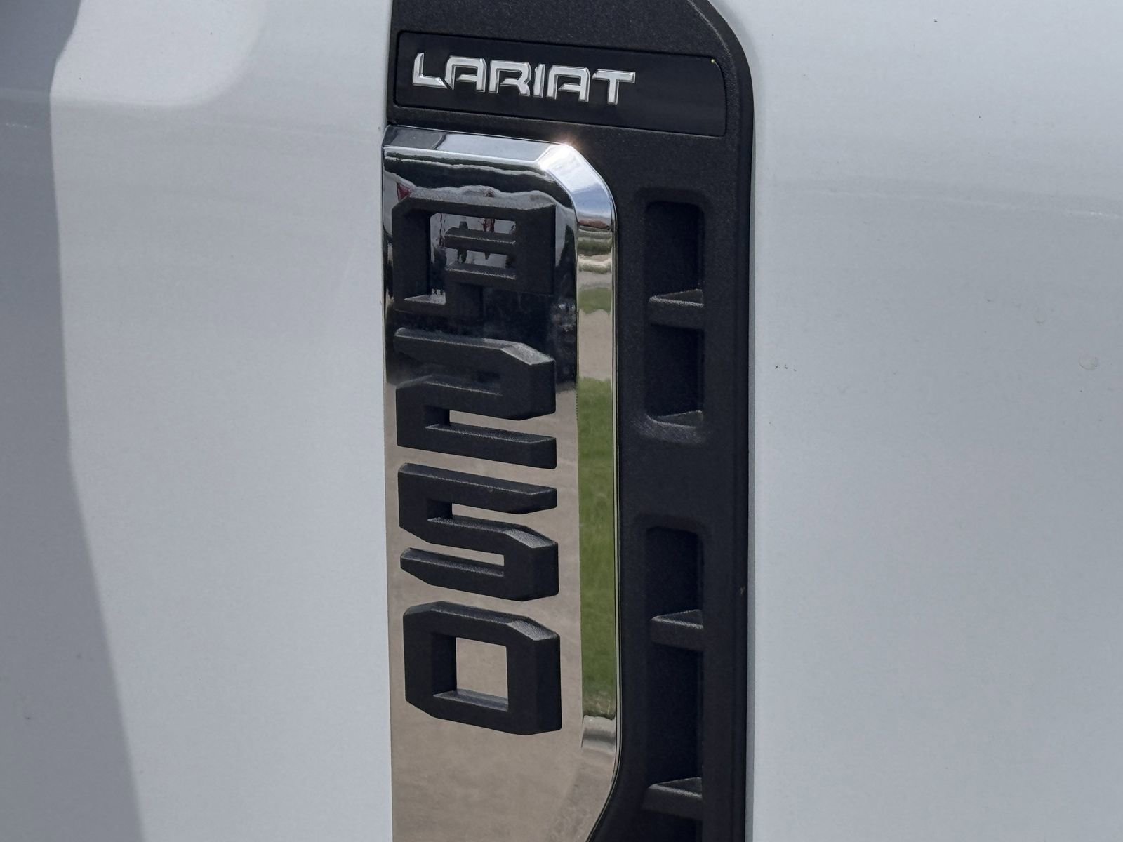 New 2026 Ford F250 Lariat image 9