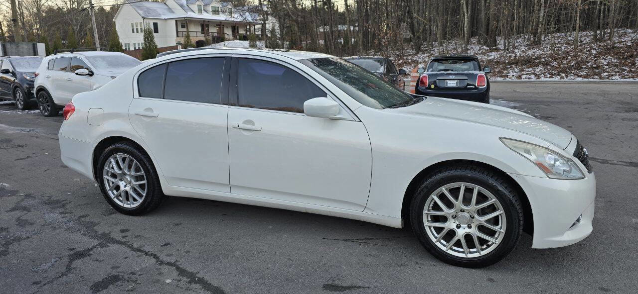 Used 2013 INFINITI G37 x AWD 4dr Sedan w/ Premium Pkg image 4