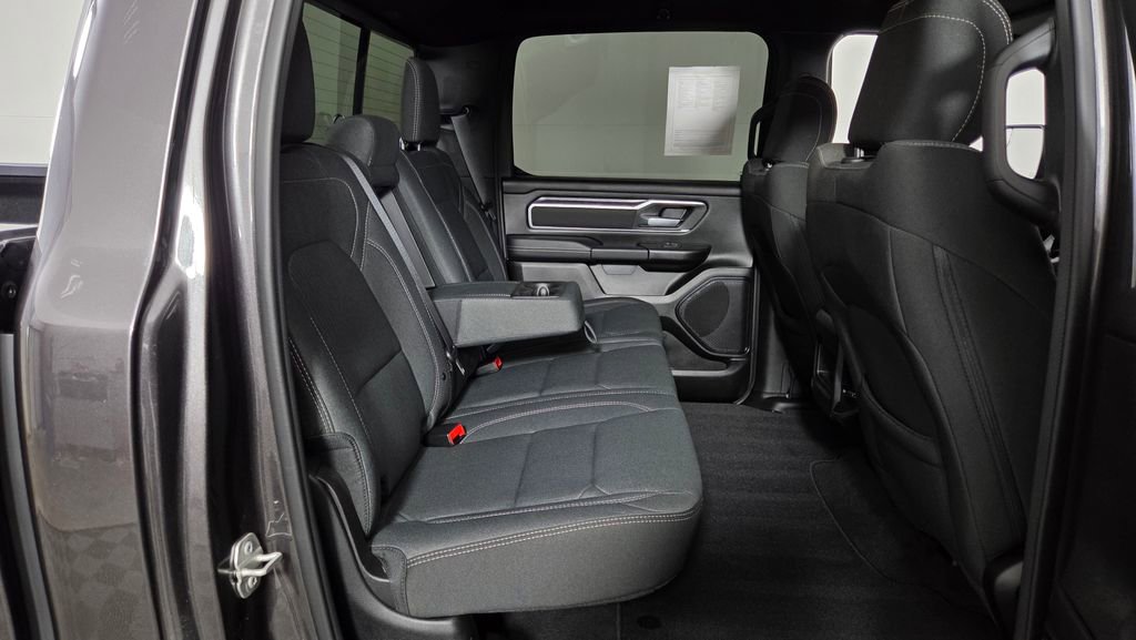 Used 2023 RAM 1500 Big Horn image 31