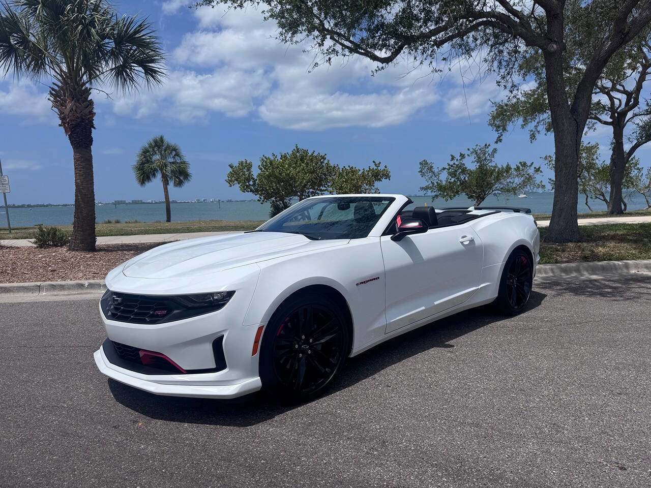 Used 2023 Chevrolet Camaro LT w/ Redline Edition RWD image 5