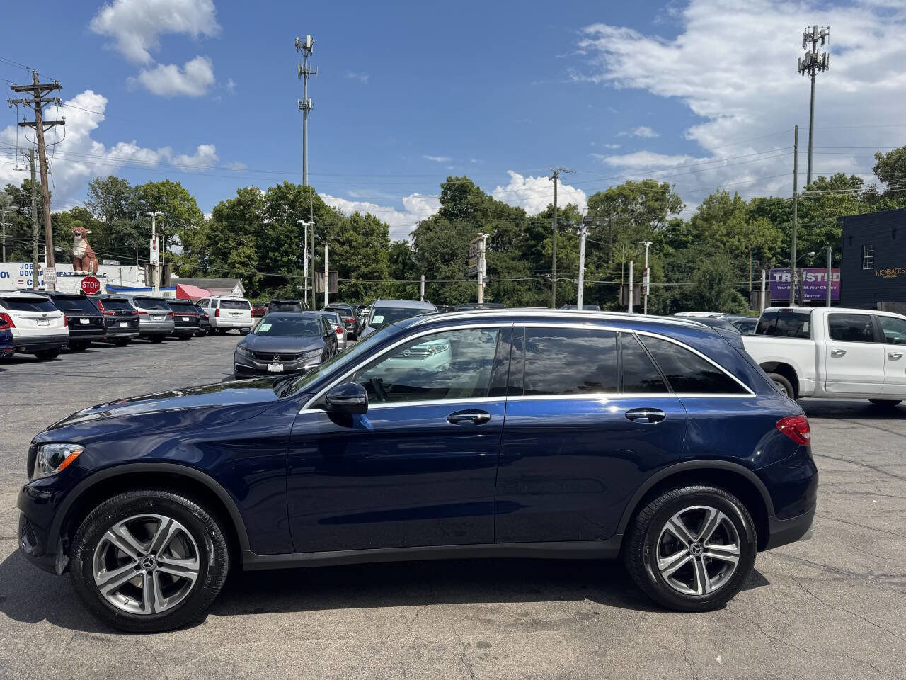Used 2019 Mercedes-Benz GLC 300 4MATIC image 5