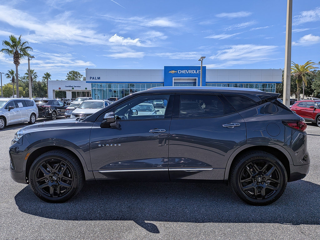 Certified 2022 Chevrolet Blazer Premier w/ LPO, Black Grille Bar Package FWD image 6