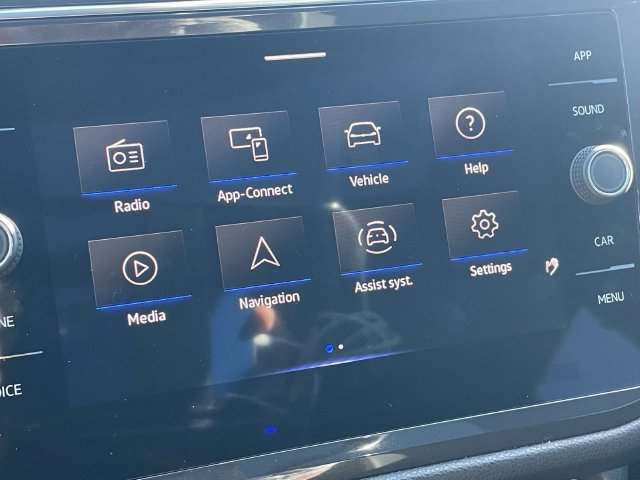 Certified 2023 Volkswagen Tiguan SE R-Line FWD image 27