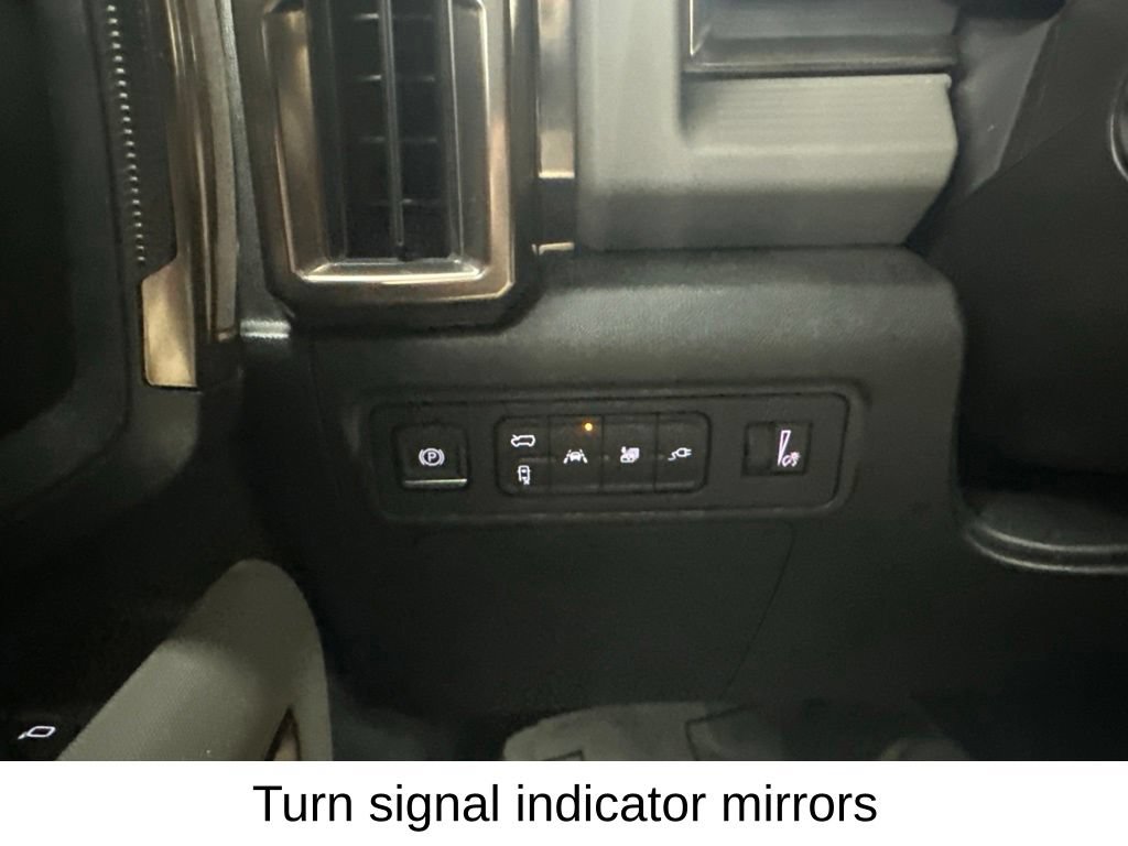 Used 2024 GMC Hummer EV 3X AWD/4WD image 44