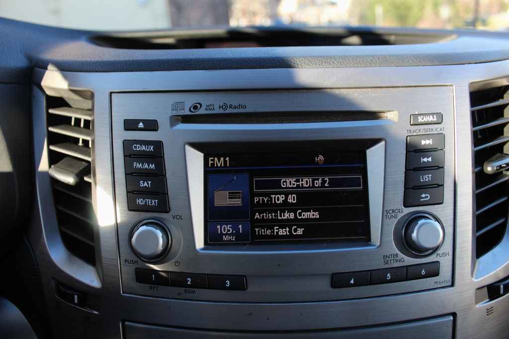 Used 2014 Subaru Outback 2.5i Premium AWD/4WD image 20