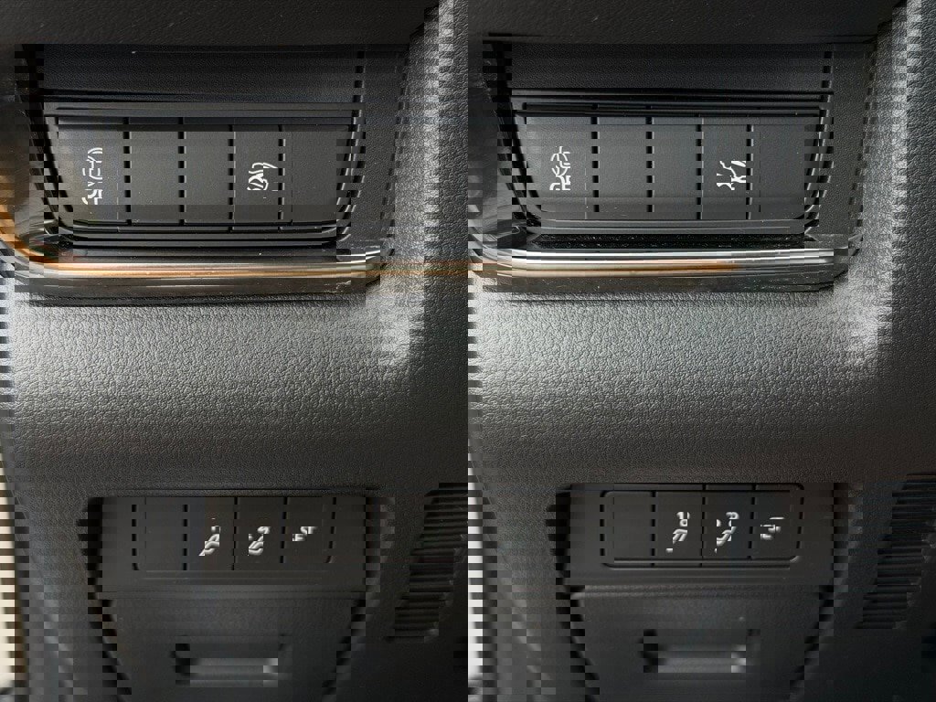 Used 2023 MAZDA CX-30 AWD 2.5 S w/ Preferred Package image 17