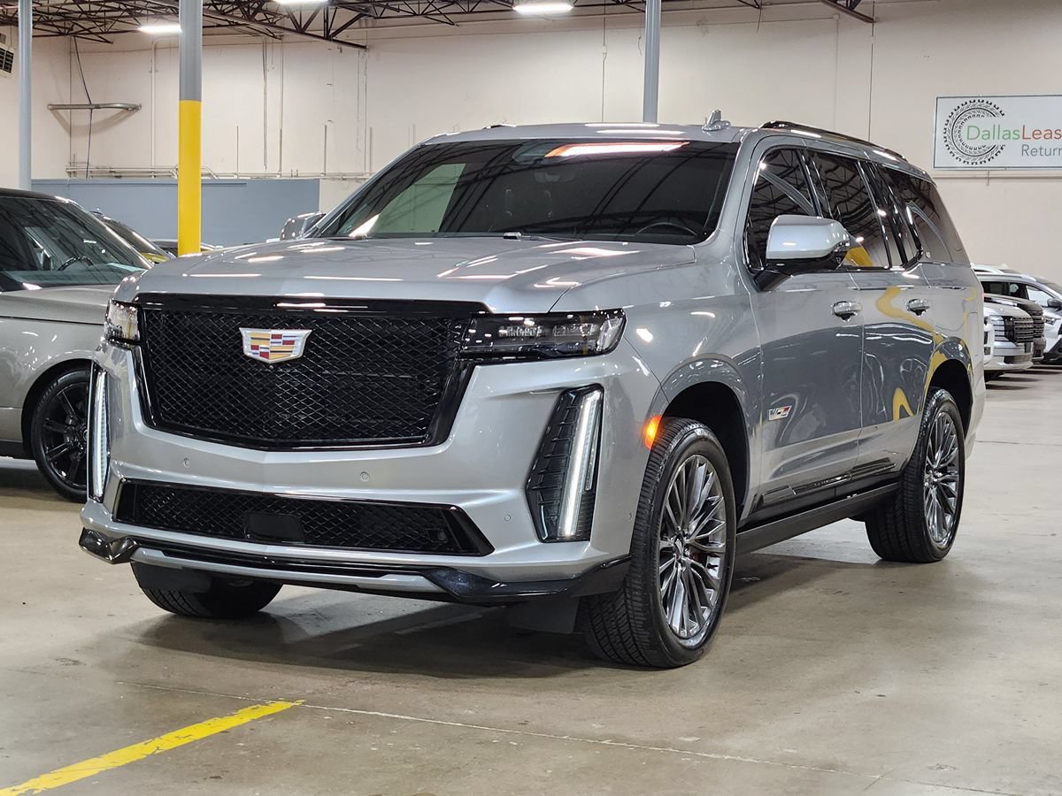 Used 2023 Cadillac Escalade V AWD/4WD image 4
