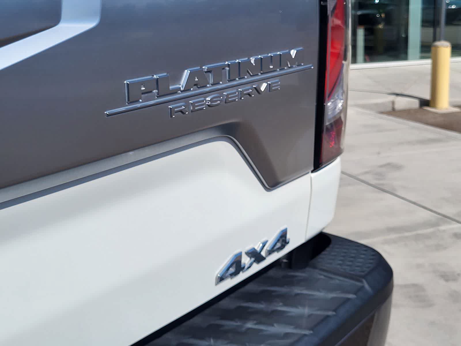 Used 2023 Nissan Titan Platinum Reserve w/ Moonroof Package AWD/4WD image 12