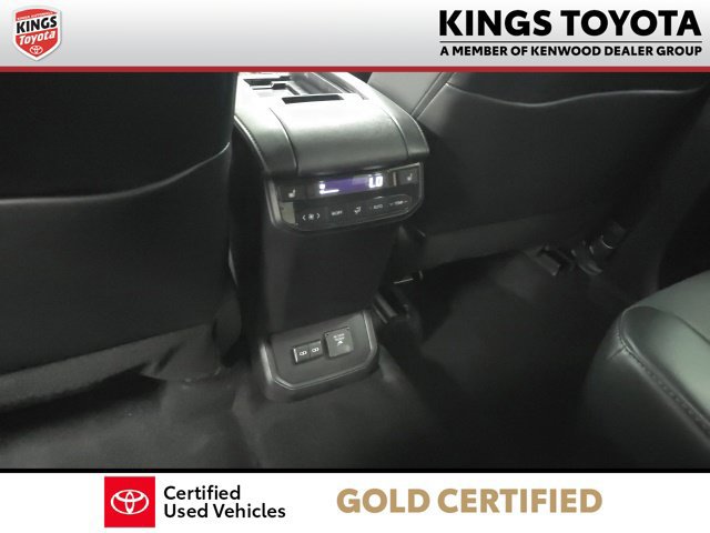 Used 2022 Toyota Highlander Platinum AWD/4WD image 21