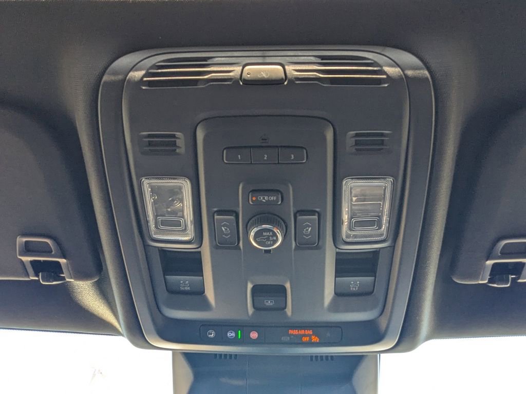 Certified 2024 Cadillac Escalade ESV Sport w/ Touring Package image 25