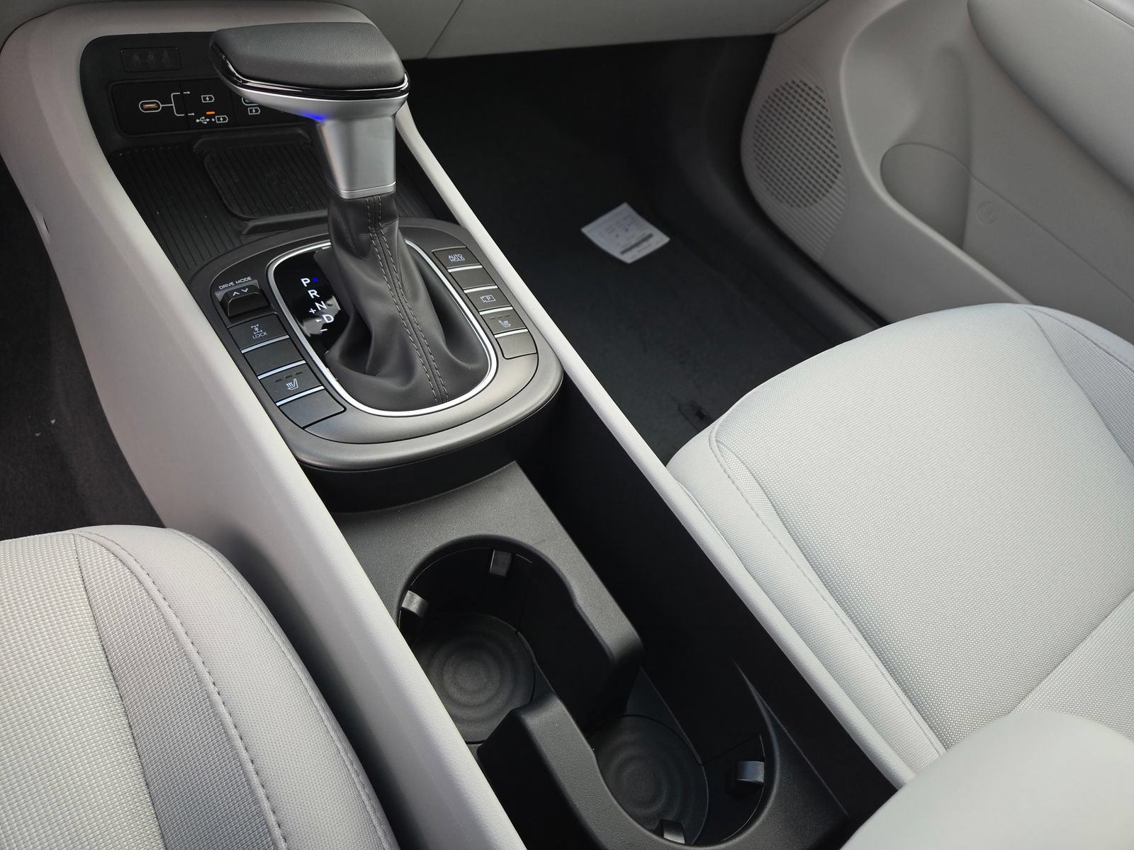 New 2026 Hyundai Kona SEL Sport AWD/4WD image 13