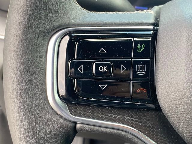 New 2024 Jeep Grand Wagoneer L 4WD w/ Rear Seat Video Group 1 image 18
